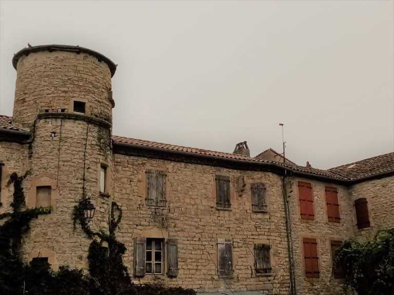 les fortifications de St georges de Luzençon