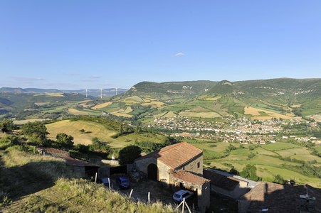 vue de St Georges de Luzençon